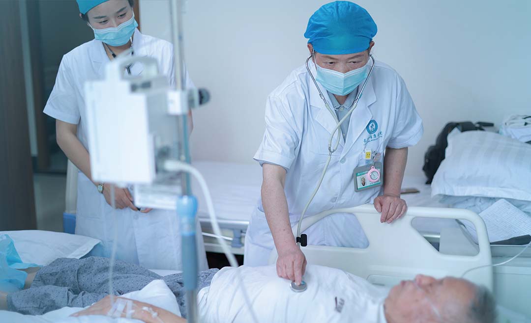 医生查房